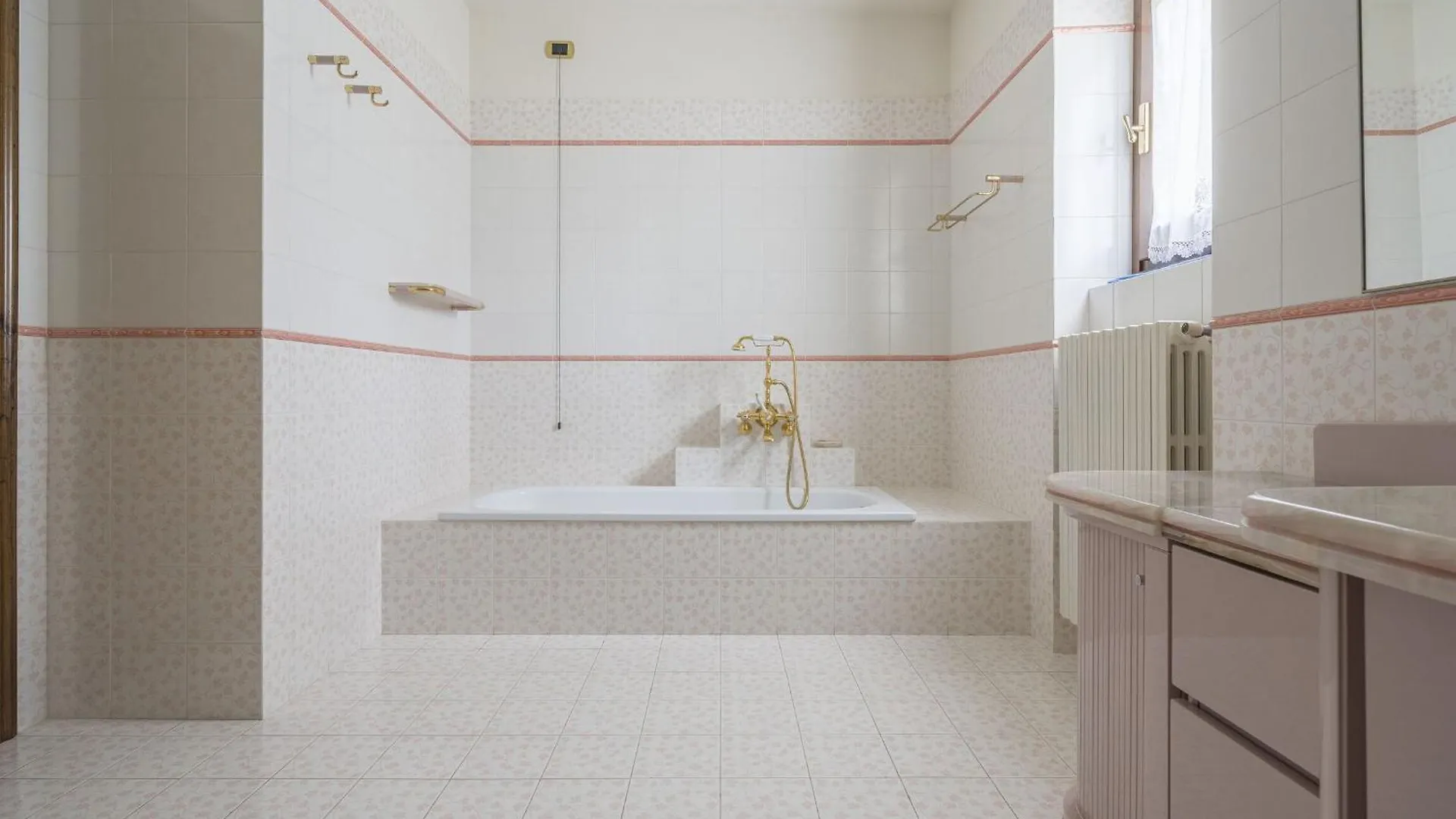 Villa Alessia, Pool Wellness And Nature Massa E Cozzile